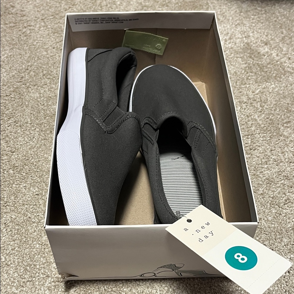 a new day Black Slip-On Sneakers